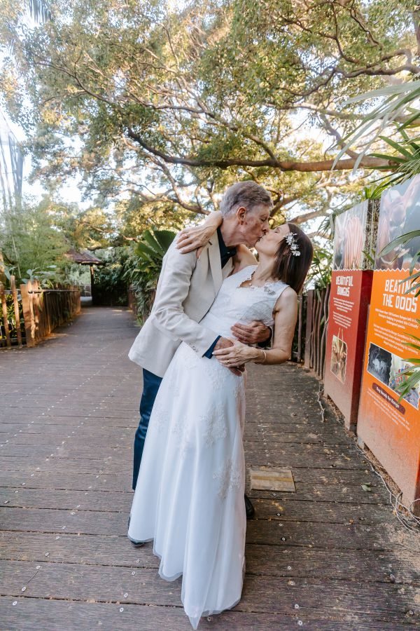 Peter and Elena's wedding day in Mosman, frame 043