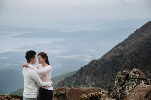 Angel and Andrew's pre-wedding session in Tasmania, frame 004