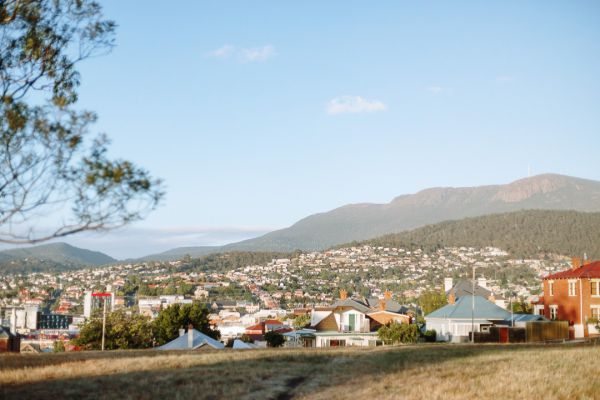 Angel and Andrew's pre-wedding session in Tasmania, frame 008