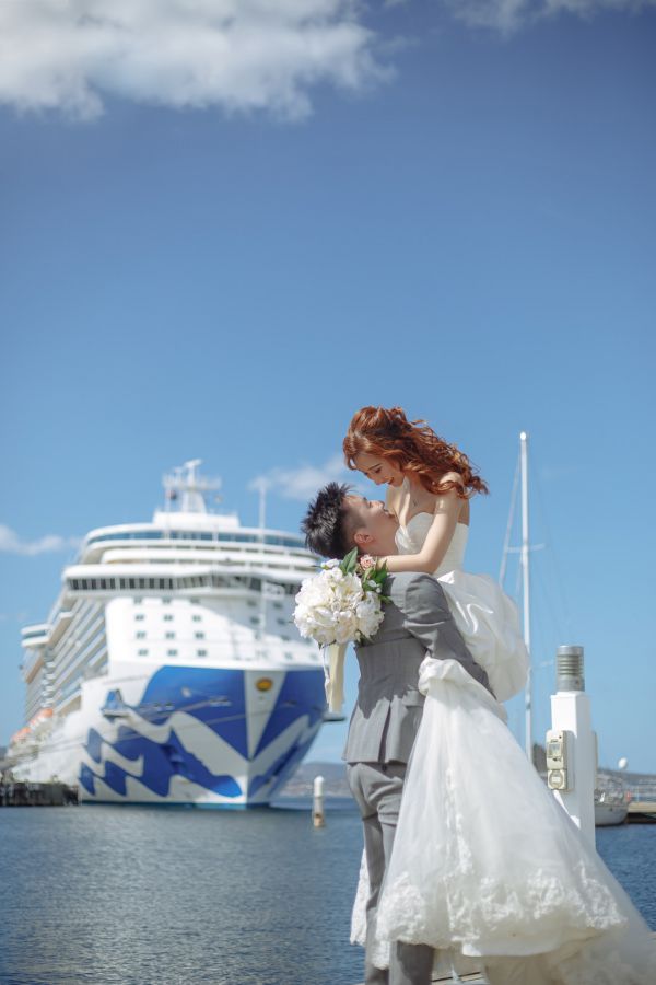 Angel and Andrew's pre-wedding session in Tasmania, frame 037