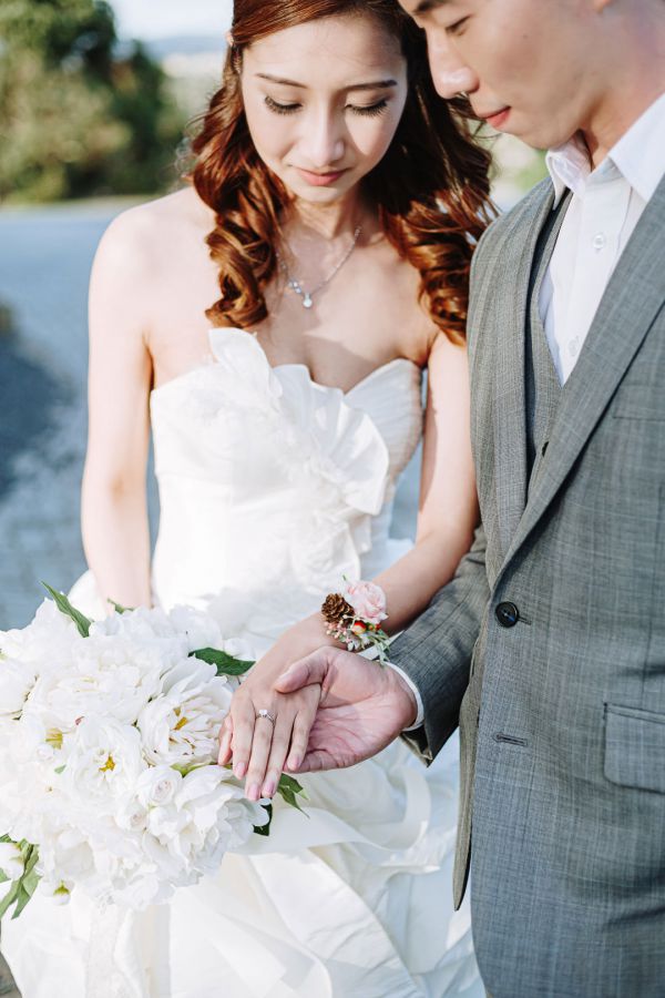 Angel and Andrew's pre-wedding session in Tasmania, frame 057