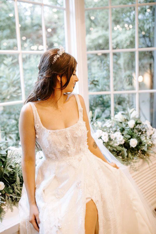 Courtney and Justin's wedding day in Mount Dandenong, frame 004