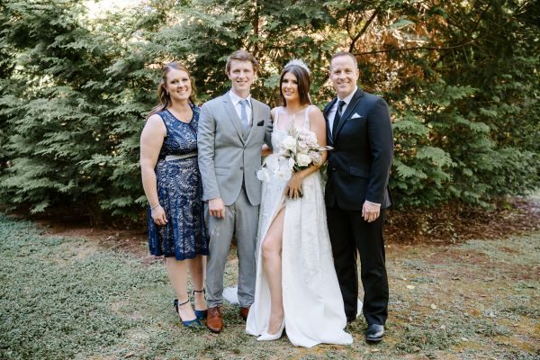 Courtney and Justin's wedding day in Mount Dandenong, frame 013