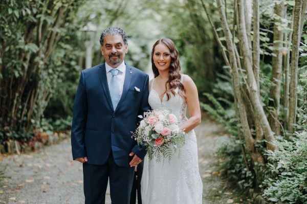 Kathryn and Justin's wedding day in Mount Dandenong, frame 010