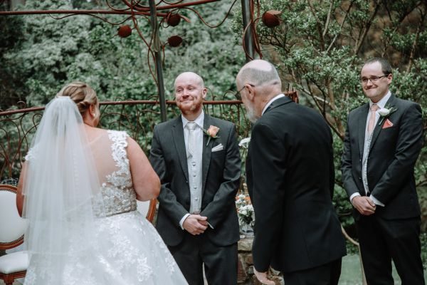 Sarah and Glenn's wedding day in Mount Dandenong, frame 031