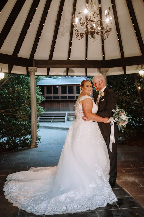 Sarah and Glenn's wedding day in Mount Dandenong, frame 088