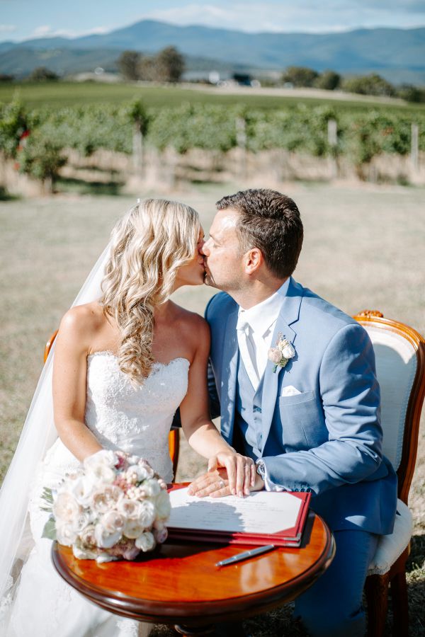 Danni and Jarrod's wedding day in Coldstream, frame 109