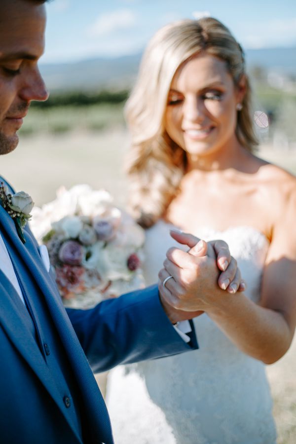 Danni and Jarrod's wedding day in Coldstream, frame 142