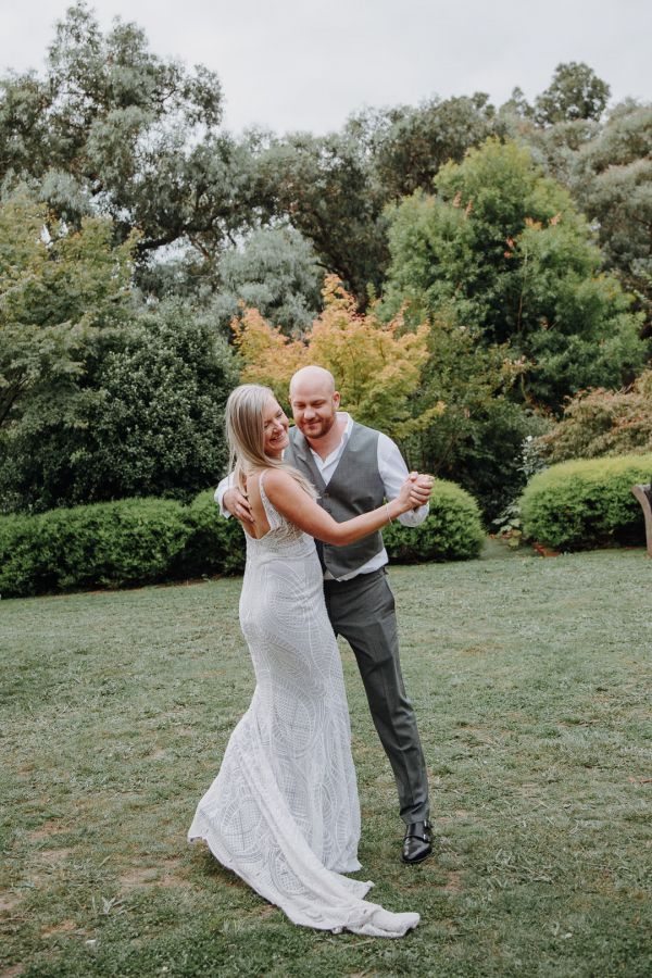 Misty and Dave's wedding day in Maryknoll, frame 124