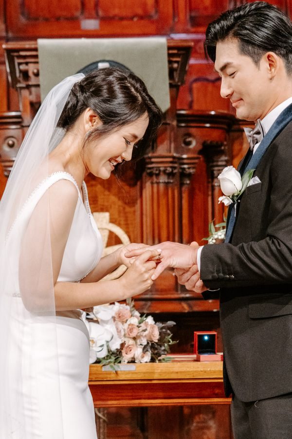 Becky and Gyu's wedding day in Melbourne, frame 058