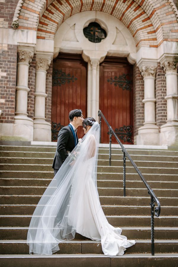 Becky and Gyu's wedding day in Melbourne, frame 094