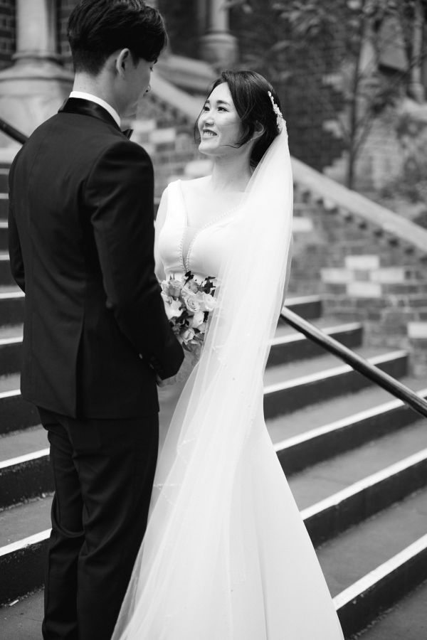 Becky and Gyu's wedding day in Melbourne, frame 097