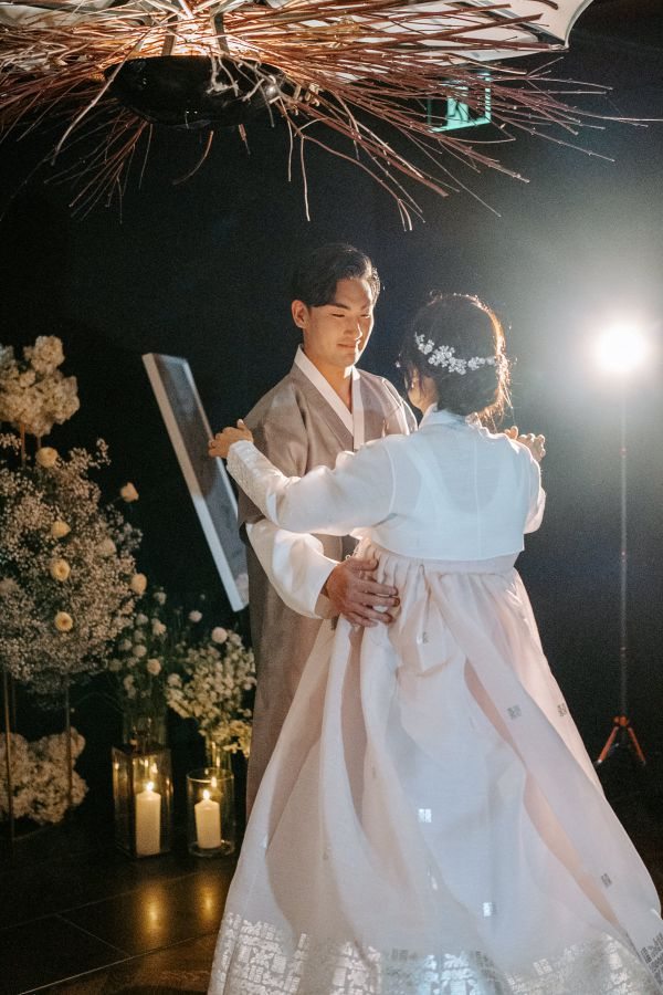 Vue de monde wedding, Becky and Gyu, frame 164