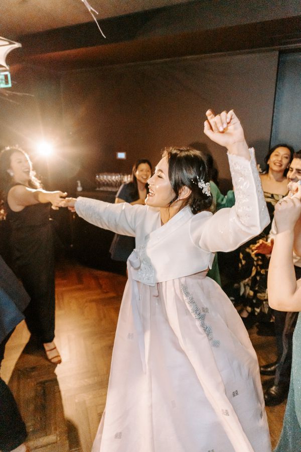 Vue de monde wedding, Becky and Gyu, frame 170