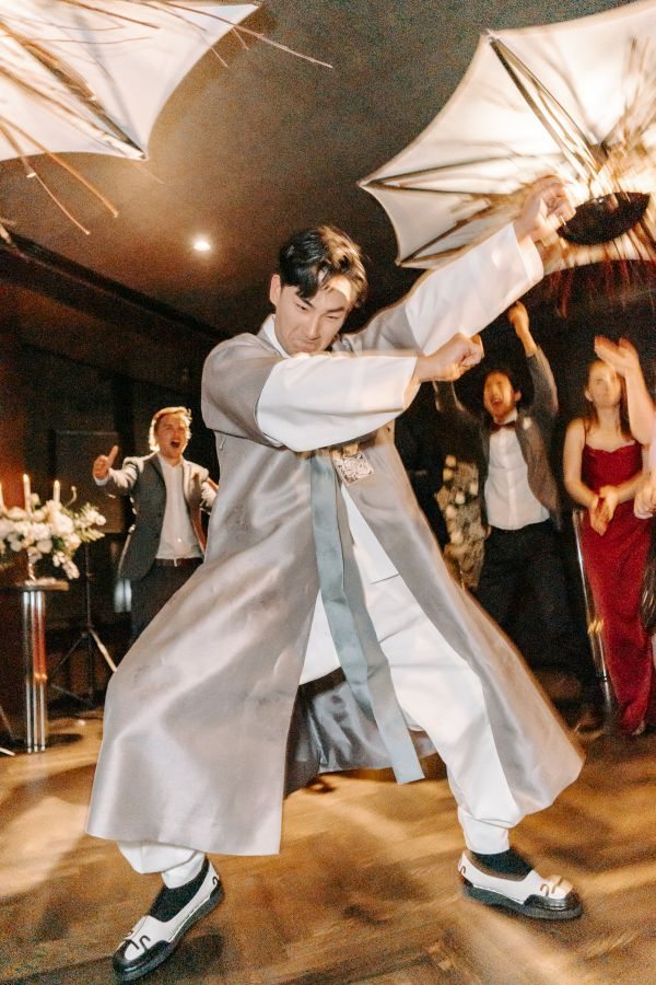 Becky and Gyu's wedding day in Melbourne, frame 172