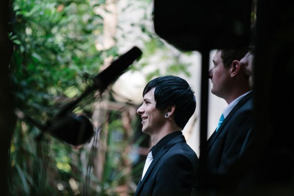 The couple's wedding day in Mount Evelyn, frame 025