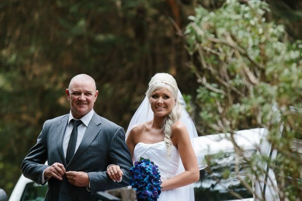 The couple's wedding day in Mount Evelyn, frame 028