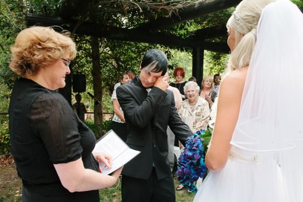 The couple's wedding day in Mount Evelyn, frame 031