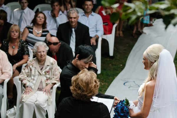 The couple's wedding day in Mount Evelyn, frame 034