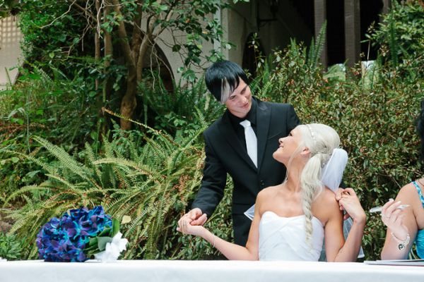 The couple's wedding day in Mount Evelyn, frame 037