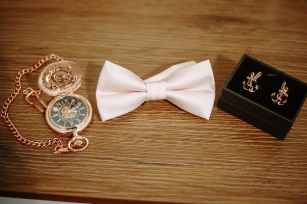 Whitechapel Estate wedding, Sarah and Cristian, frame 002