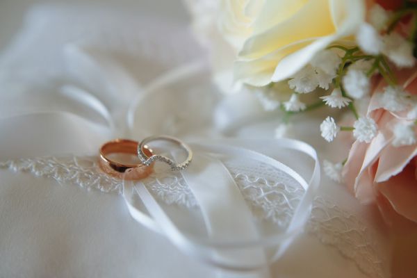 Whitechapel Estate wedding, Sarah and Cristian, frame 032