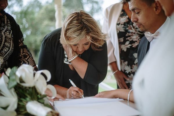 Whitechapel Estate wedding, Sarah and Cristian, frame 128