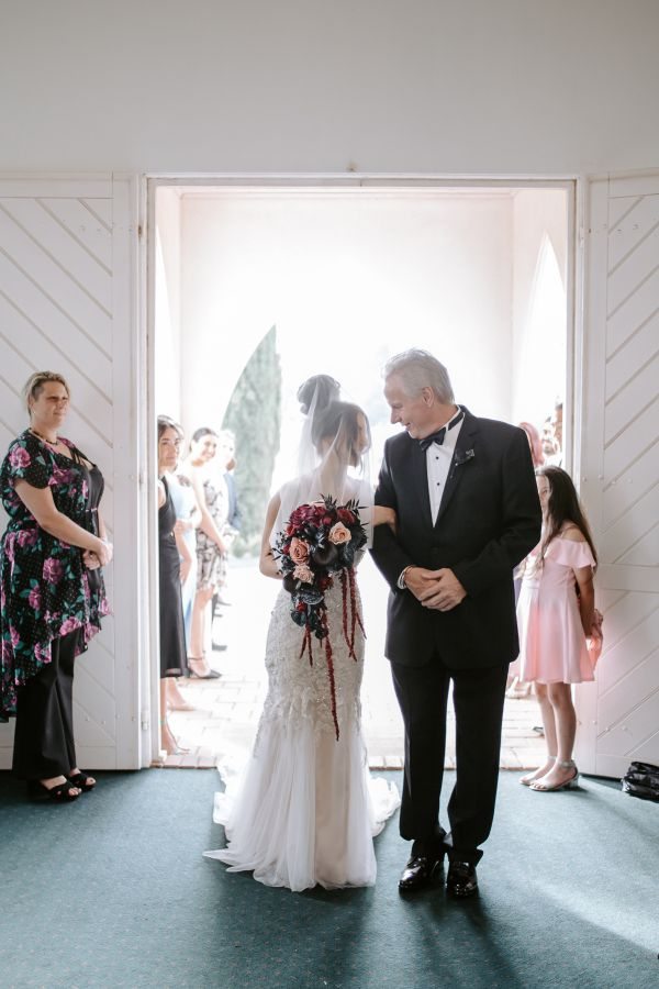 Kaitlyn and Matt's wedding day in Bonnie Brook, frame 046