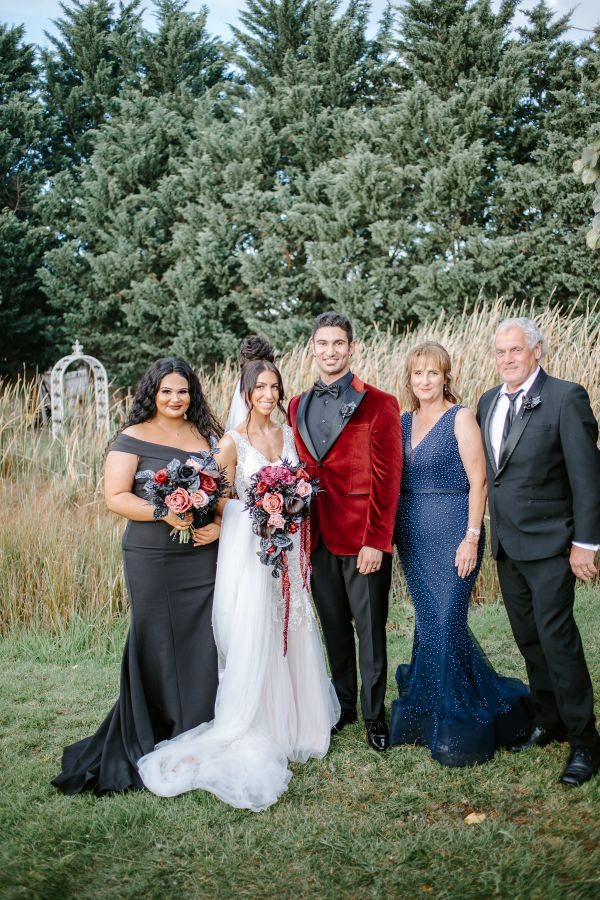 Kaitlyn and Matt's wedding day in Bonnie Brook, frame 082
