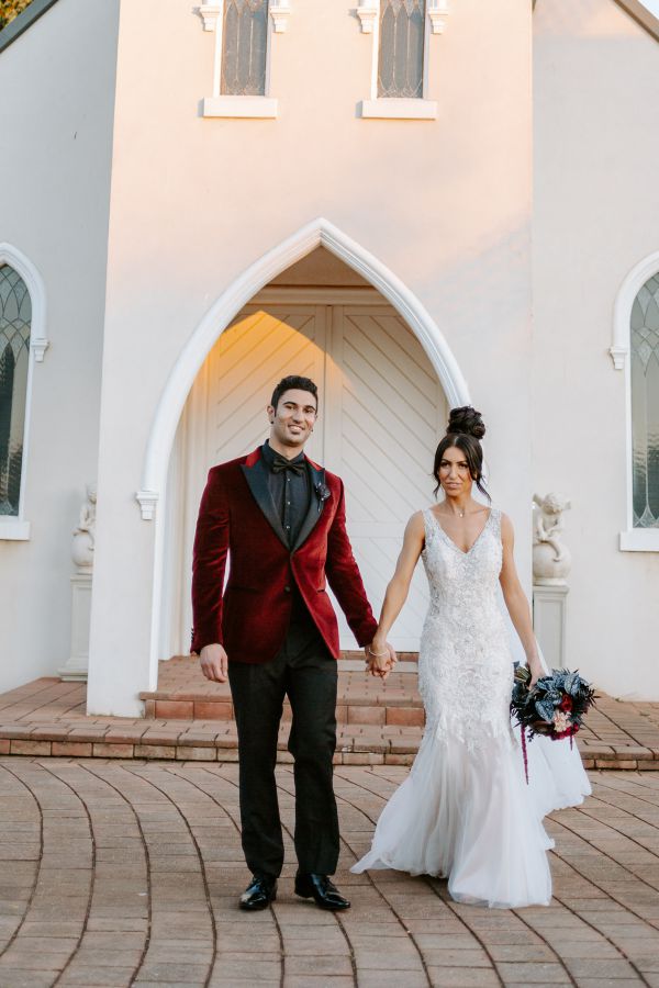Kaitlyn and Matt's wedding day in Bonnie Brook, frame 112