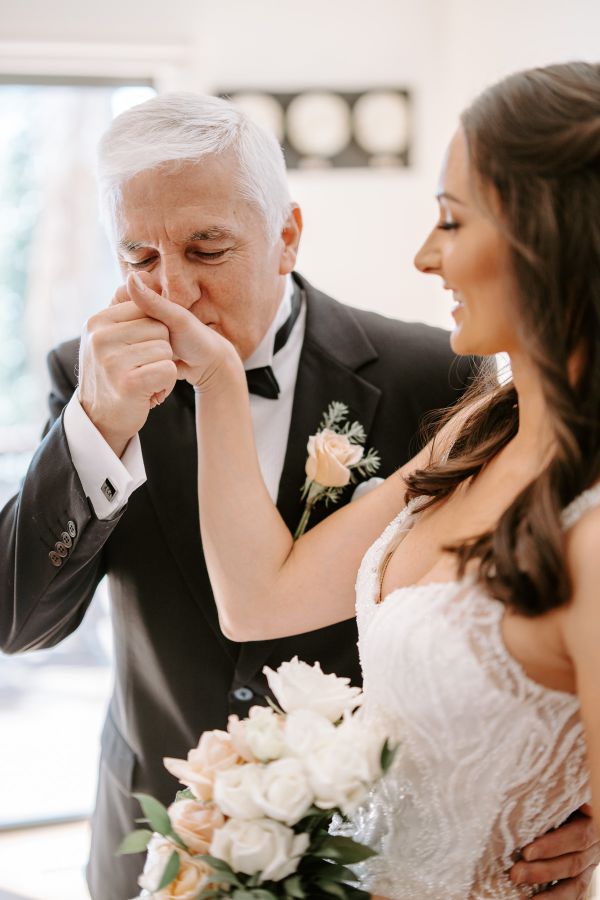 Lauren and Callum's wedding day in Monbulk, frame 046