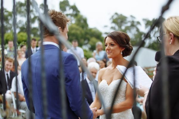 Yolanda and Matt's wedding day in Monbulk, frame 079