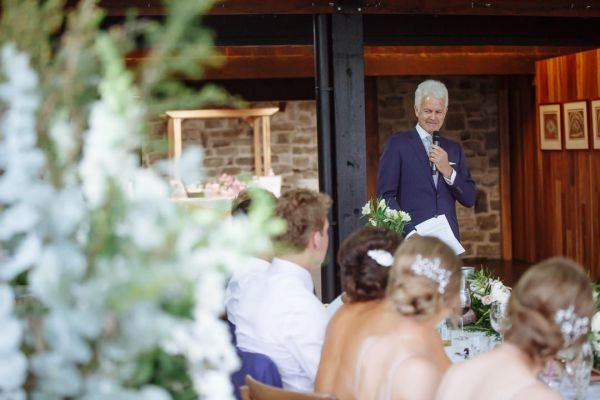 Yolanda and Matt's wedding day in Monbulk, frame 175
