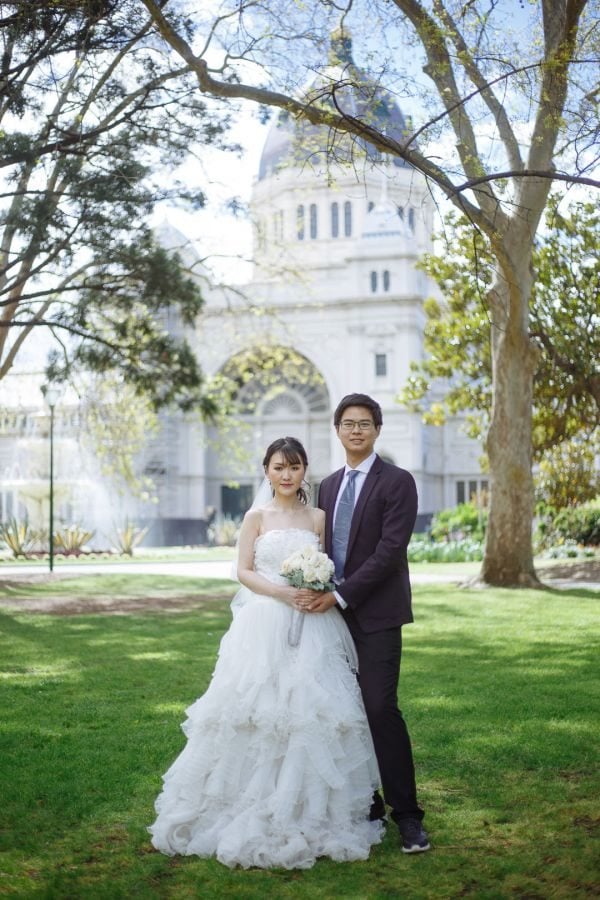 South Wharf Promenade pre-wedding photos